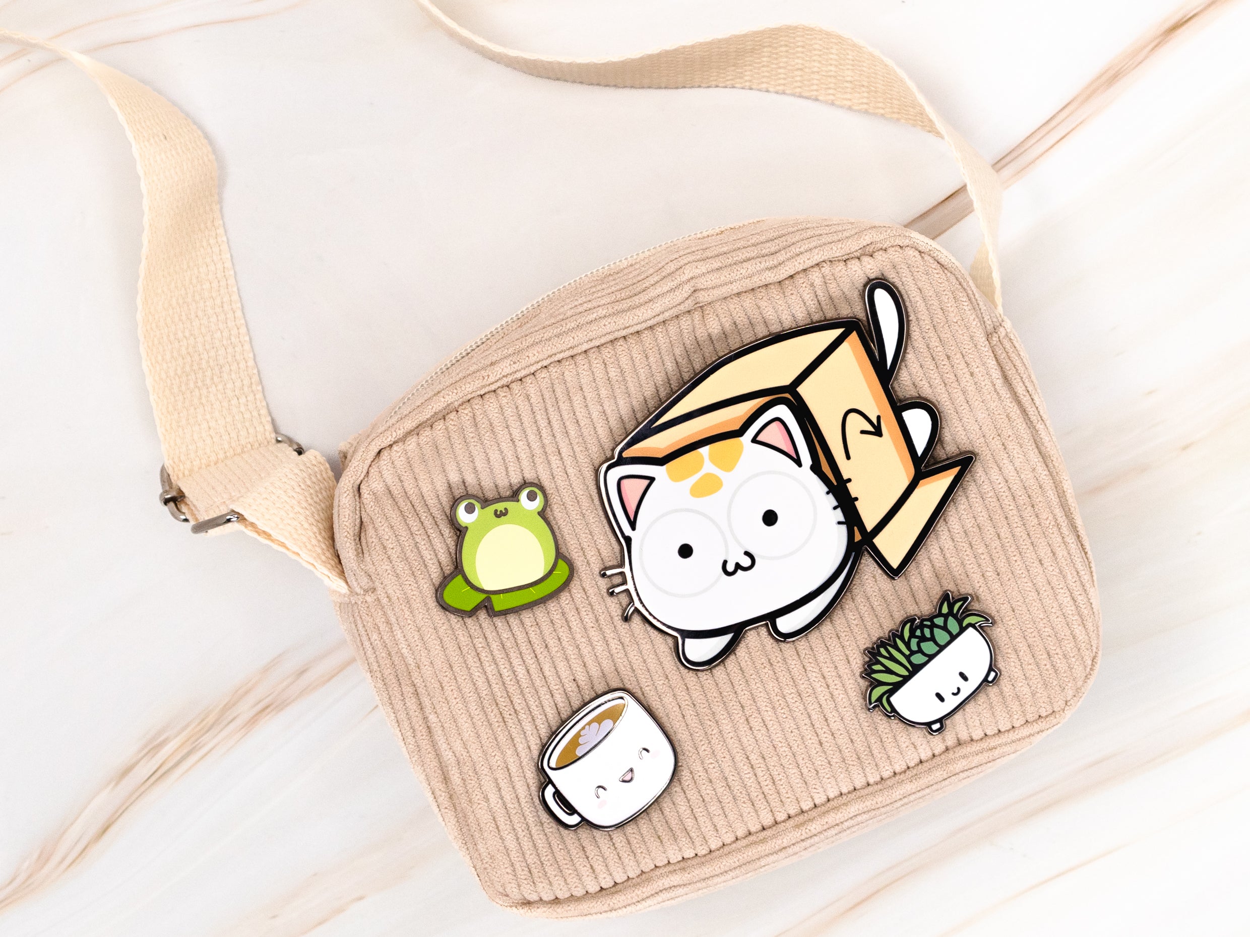 Big 🍑 Crazy Cat Pin